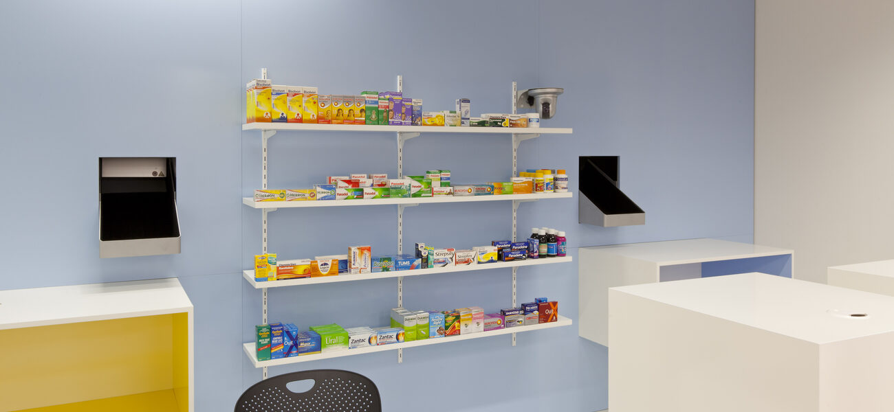 Simulated Pharmacy with Robotic Dispensing Machine 