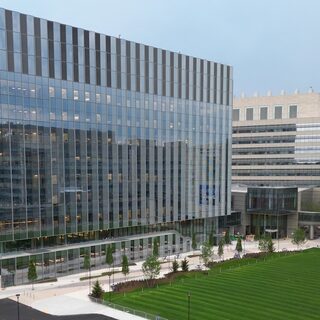 UMass Chan Medical School - New Education & Research Building